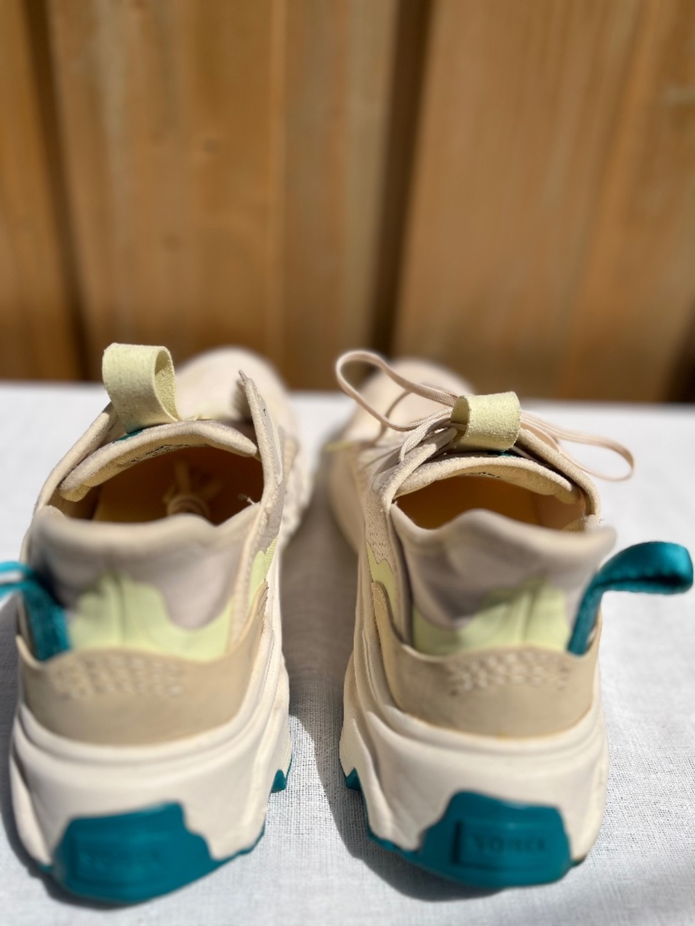 Sorel Kinetic sneakers